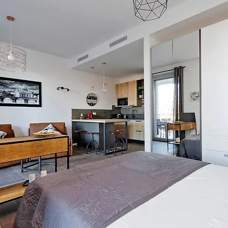 Apartamento Ych-delizioso Monolocale Con Terrazzo Roma