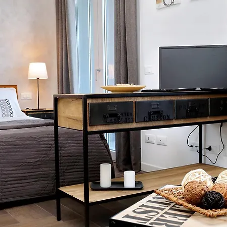 Ych-delizioso Monolocale Con Terrazzo Roma