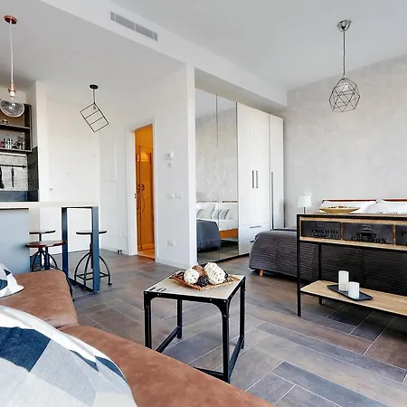 Ych-delizioso Monolocale Con Terrazzo Apartamento Roma