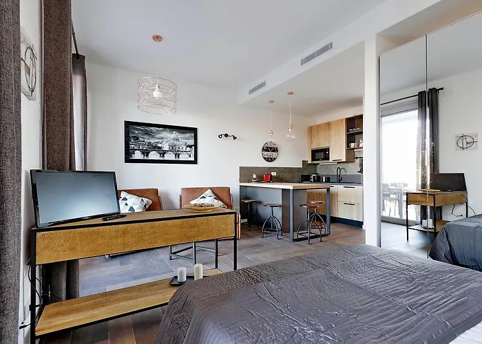 Ych-delizioso Monolocale Con Terrazzo شقة
